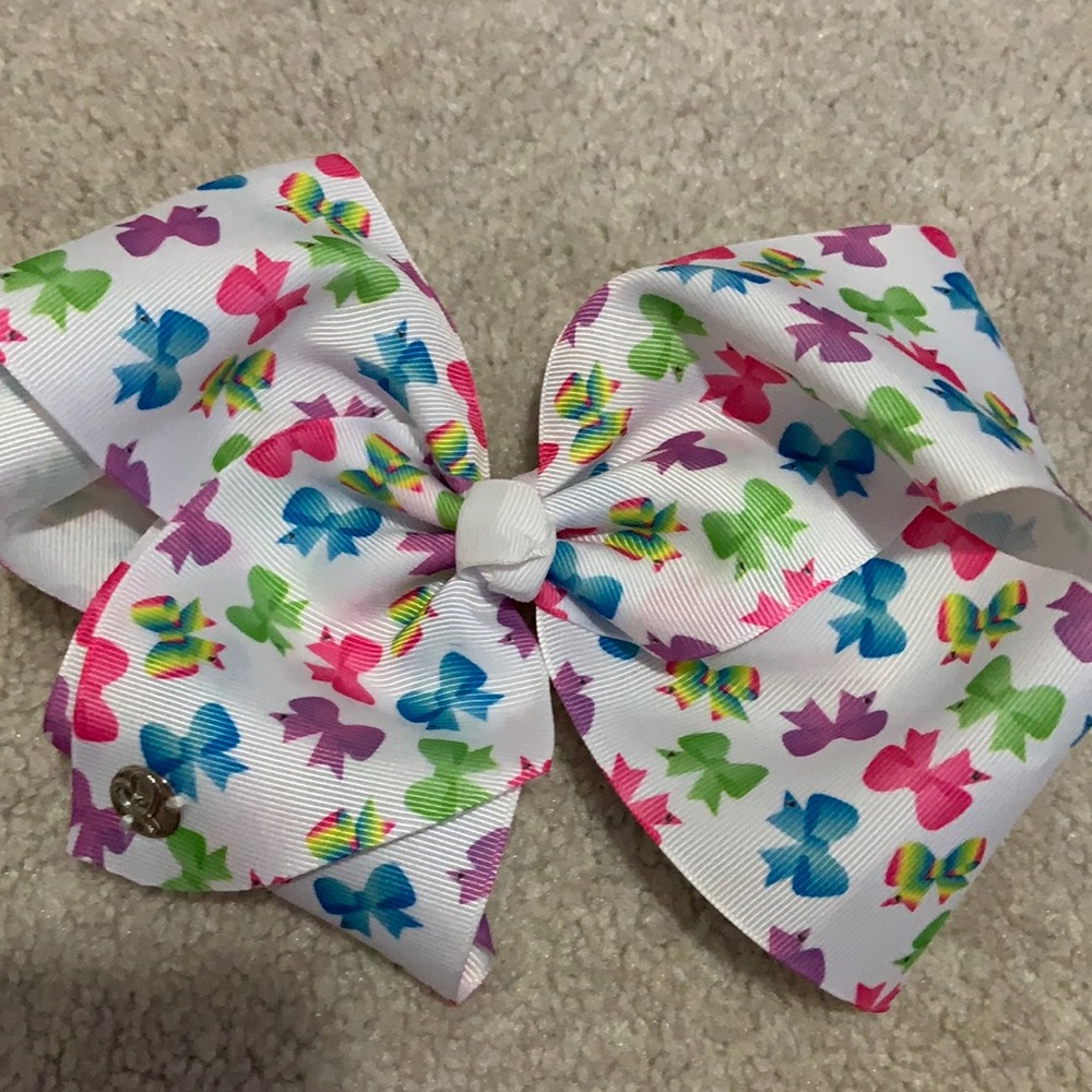 JoJo bow